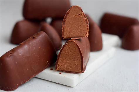 Image d'un insert de gianduja coulant et brillant