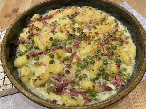 Gratin de gnocchi aux petits pois et lardons