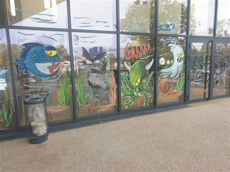 application peinture rouleau sur vitre aquarium