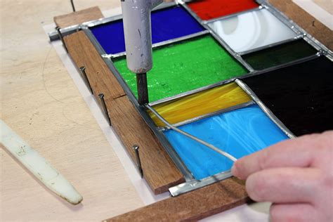 Une roue des techniques du vitrail: plomb, Tiffany, fusing, chalumeau