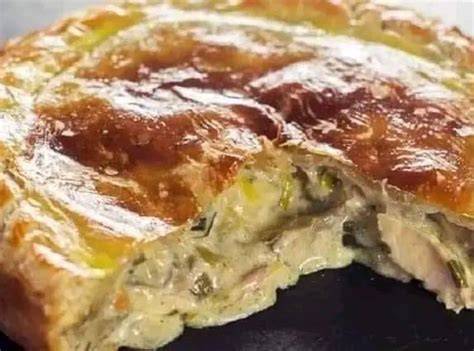 Schéma: progression étape par étape de la tourte au chou et mozzarella