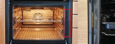 Diagramme illustrant le positionnement correct de la grille dans le four pour une cuisson optimale des muffins.