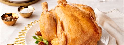 Chapon assaisonné et prêt à être ficelé