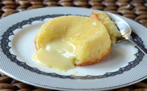 Préparation d'un fondant au chocolat blanc