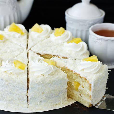 Infographie: Étapes clés du layer cake ananas et pommes