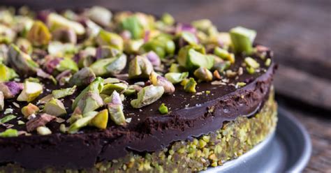Garniture d'entremet au chocolat et à la pistache