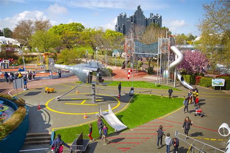 Photo de l'espace Futuropolis avec des enfants