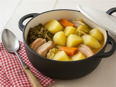 Chou vert et légumes potée