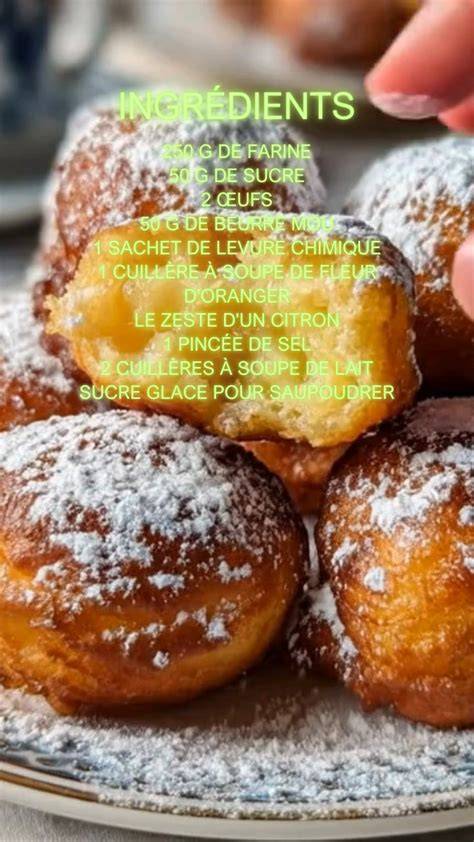 Beignets croustillants dorés sur une assiette, vapeur de sucre