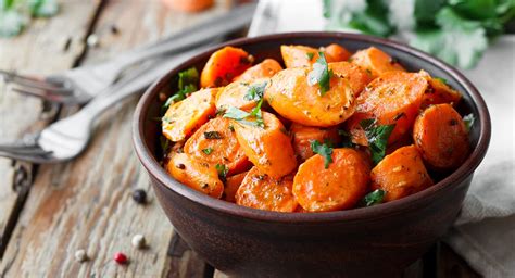 Carottes braisées dans une cocotte